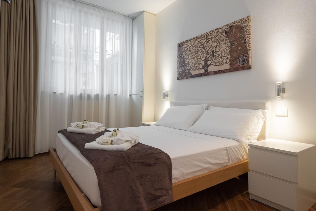 Flats4Rent Casa Sailu Apartment เวโรนา ภายนอก รูปภาพ